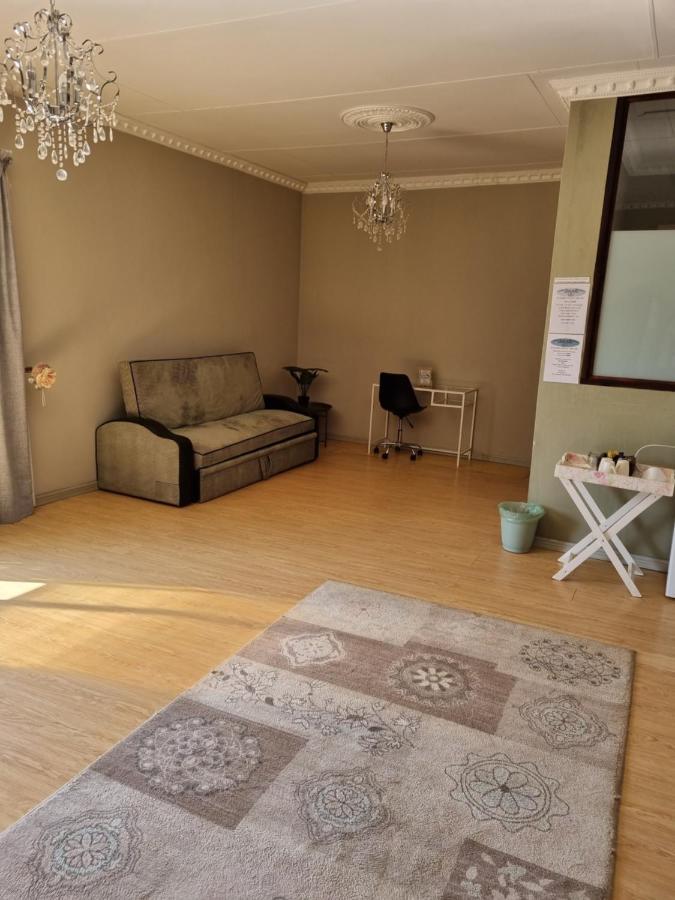 @Home Guest House Zeerust Exterior photo