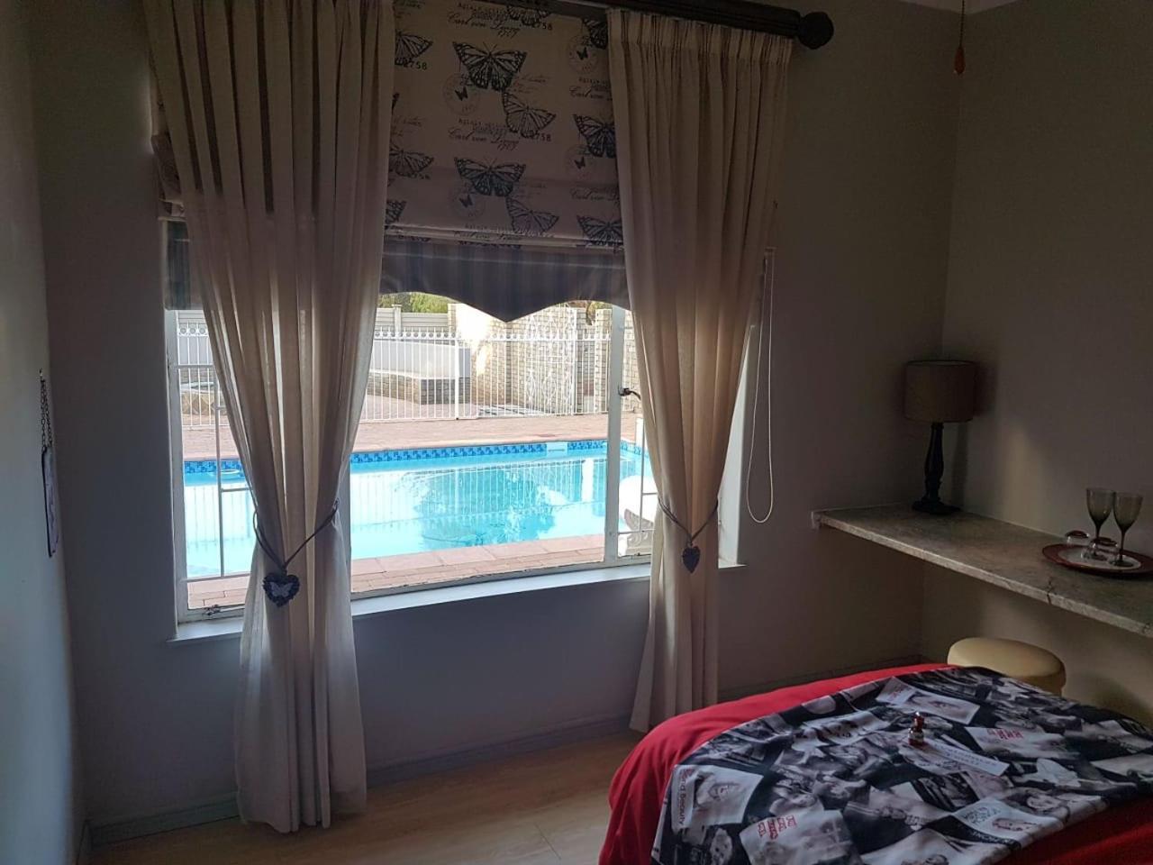 @Home Guest House Zeerust Room photo
